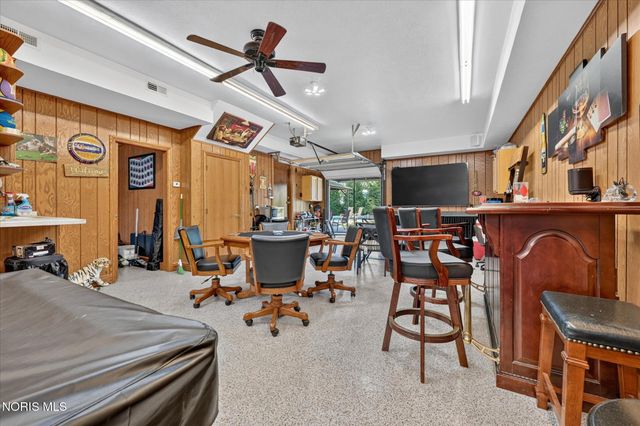 7224 Lilac Court, Holland, OH 43528