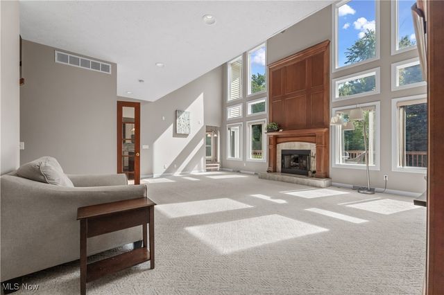 6931 Chairmans Court, Concord, OH 44060