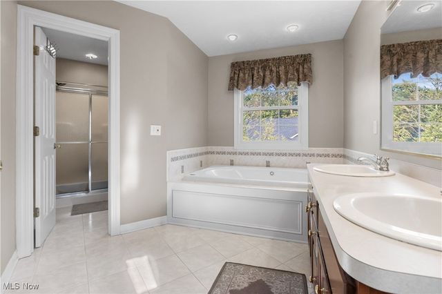 6931 Chairmans Court, Concord, OH 44060