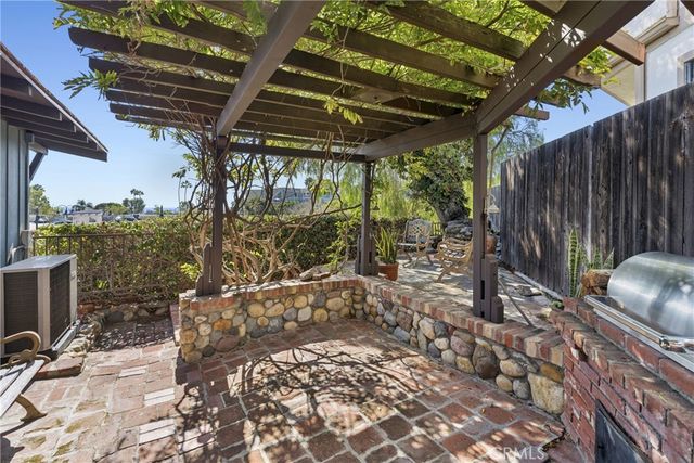 310 Hawthorne Road, Laguna Beach, CA 92651