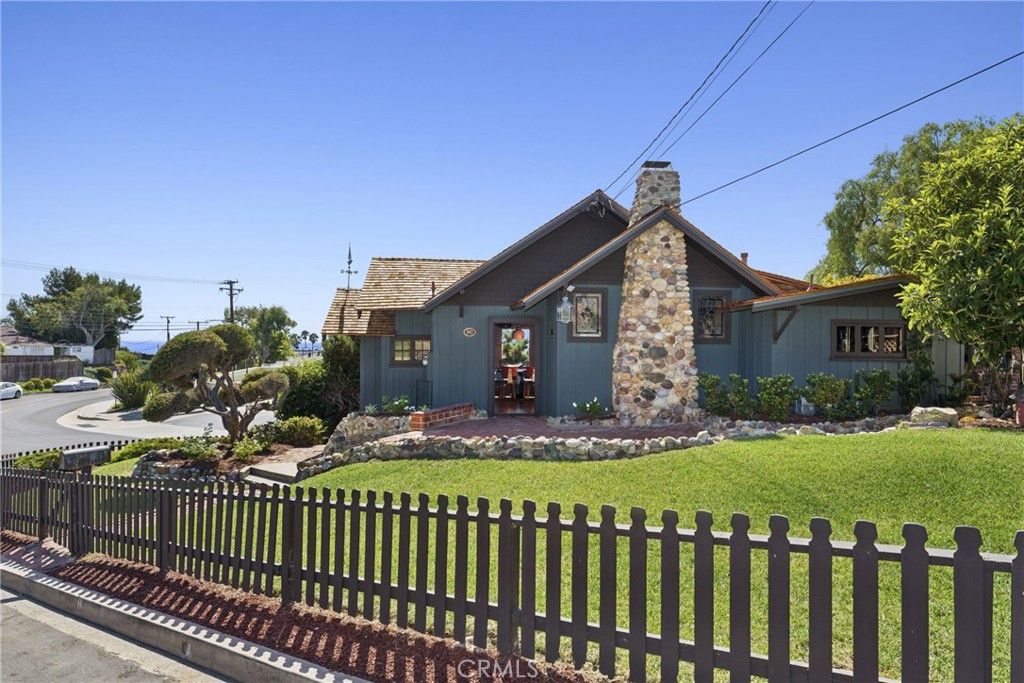 310 Hawthorne Road, Laguna Beach, CA 92651 — photo 2