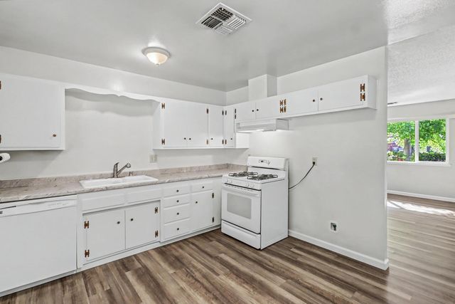 7116 Kimmel Dr, North Highlands, CA 95660