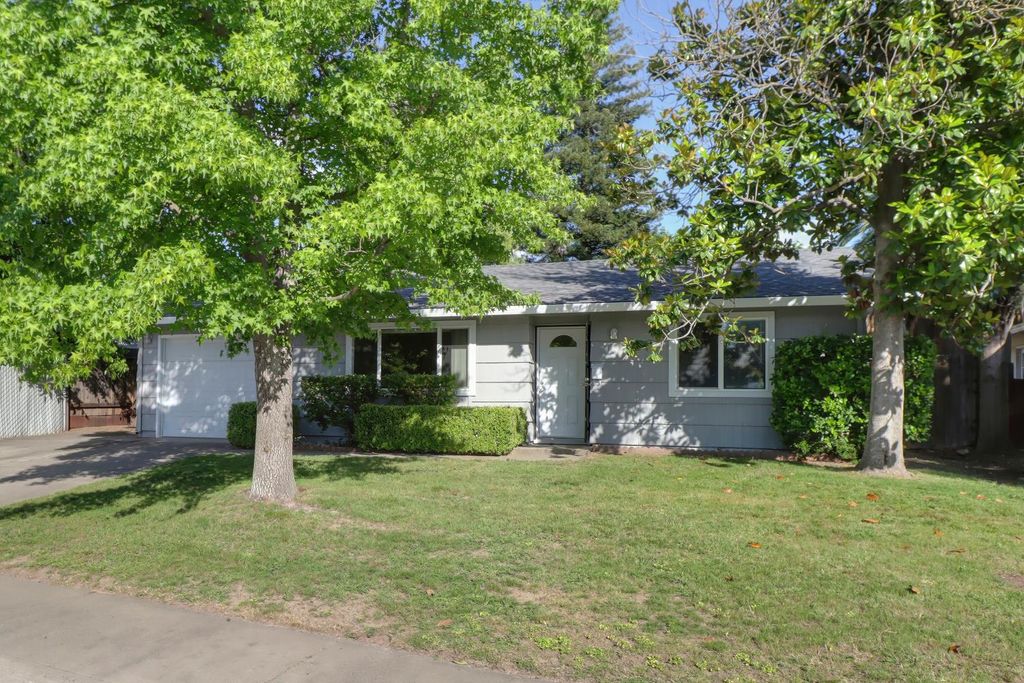 7116 Kimmel Dr, North Highlands, CA 95660