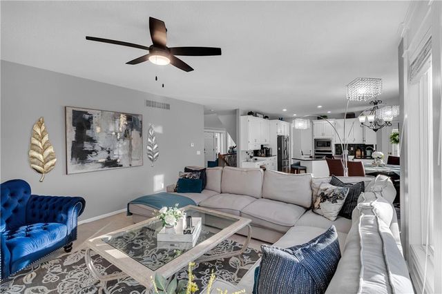 2348 W Trail Drive, Olathe, KS 66061