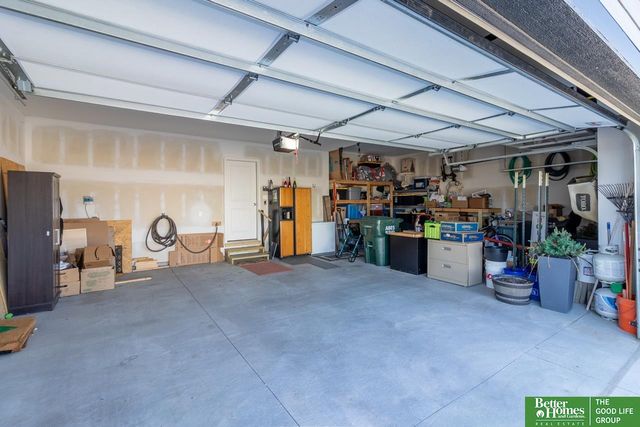 18363 Sage Street, Omaha, NE 68136