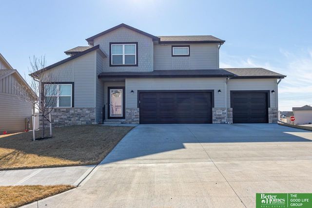 18363 Sage Street, Omaha, NE 68136