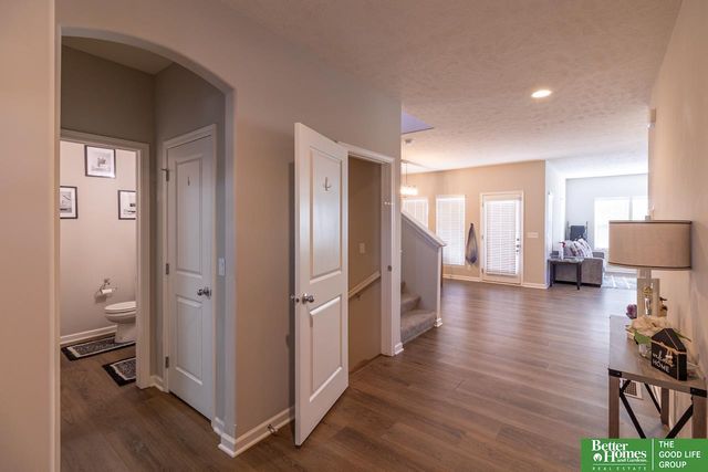 18363 Sage Street, Omaha, NE 68136