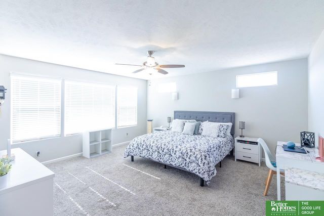 18363 Sage Street, Omaha, NE 68136