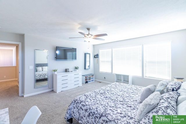 18363 Sage Street, Omaha, NE 68136