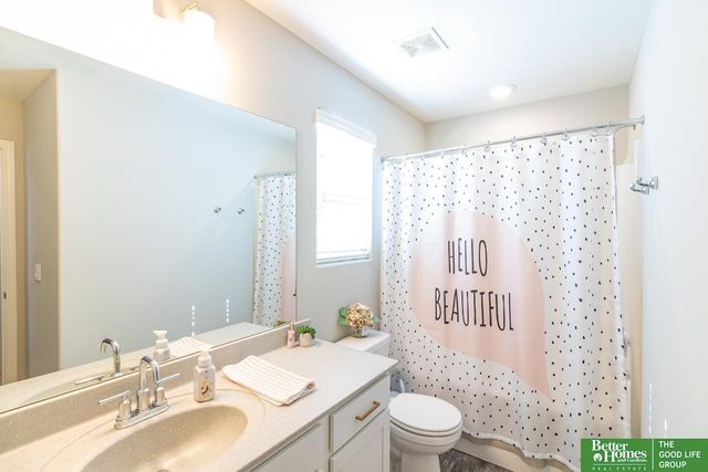 18363 Sage Street, Omaha, NE 68136