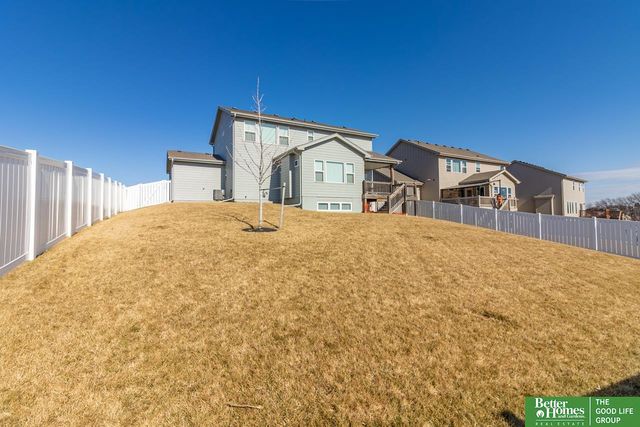 18363 Sage Street, Omaha, NE 68136