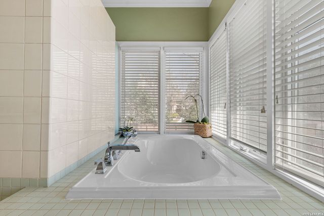 137 Katherine Ct Unit 3, San Antonio, TX 78209