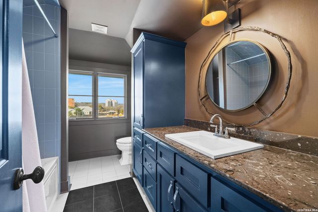 137 Katherine Ct Unit 3, San Antonio, TX 78209