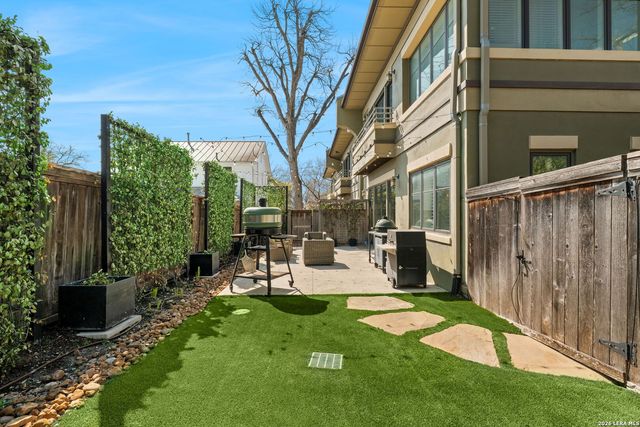 137 Katherine Ct Unit 3, San Antonio, TX 78209