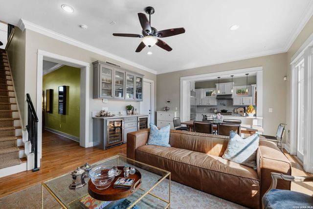 137 Katherine Ct Unit 3, San Antonio, TX 78209