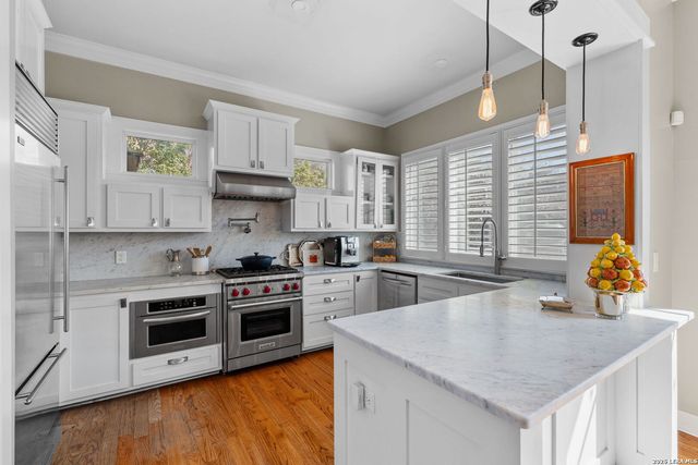 137 Katherine Ct Unit 3, San Antonio, TX 78209