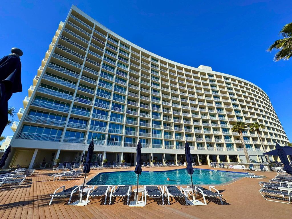 1401 E Beach Drive 109, Galveston, TX 77550