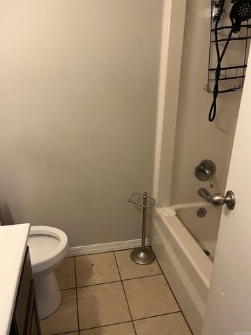 124 Shamrock Dr, Conway, AR 72032