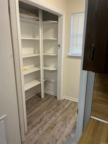 124 Shamrock Dr, Conway, AR 72032