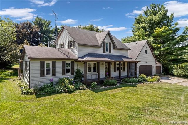 2055 Broker Road, Lapeer, MI 48446