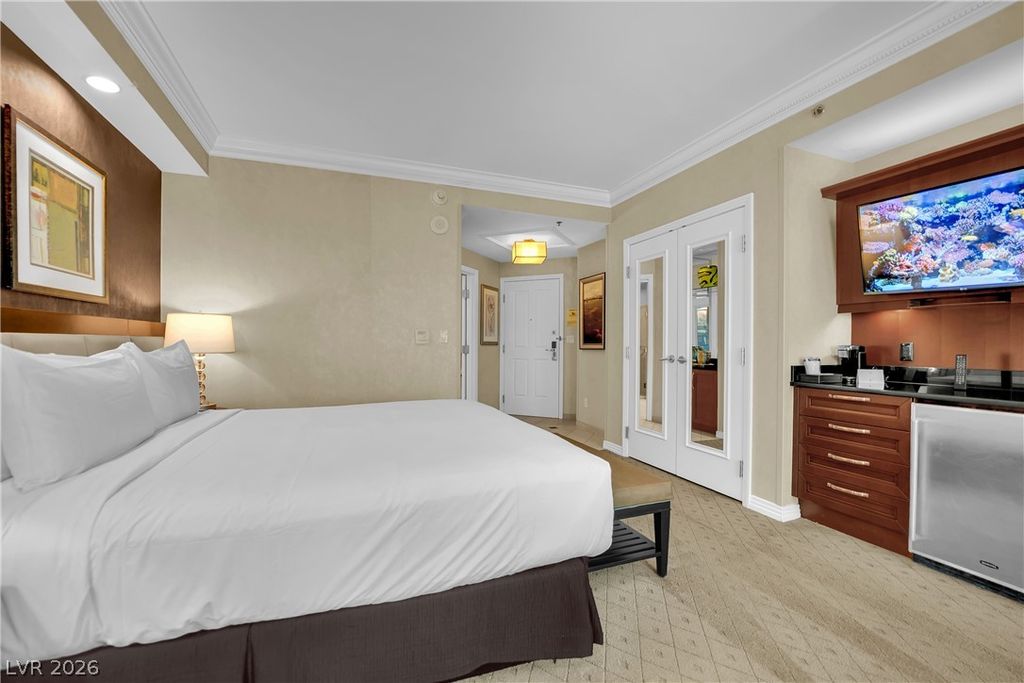 145 East Harmon Avenue 1917, Las Vegas, NV 89109 — photo 5