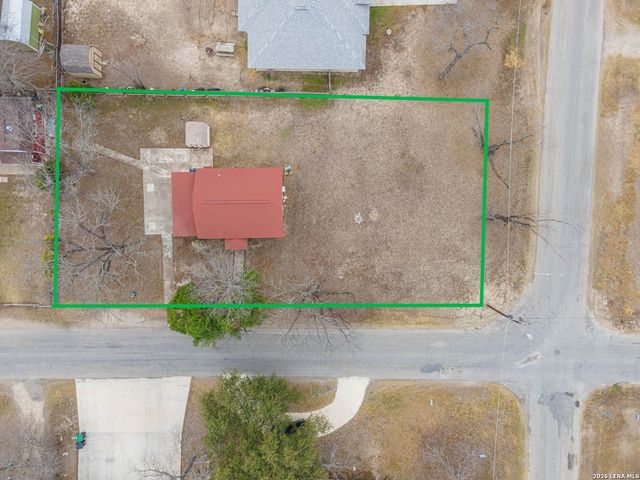 1516 Mexico, Castroville, TX 78009