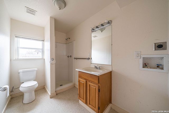 1516 Mexico, Castroville, TX 78009