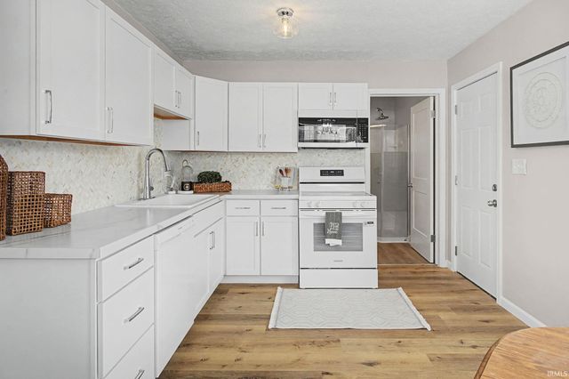 2211 N 24th Street, Lafayette, IN 47904