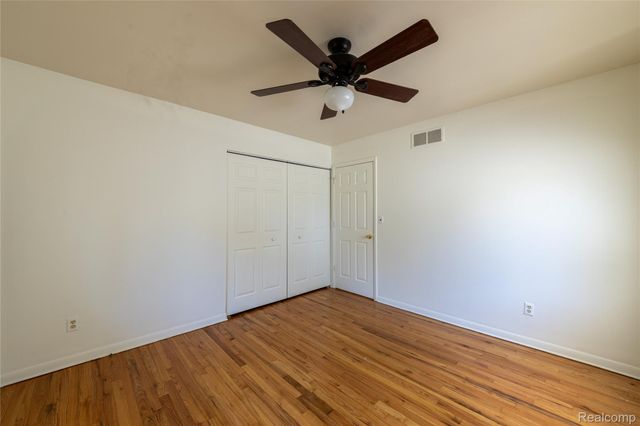 13390 Cogswell Street, Romulus, MI 48174