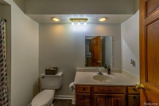 13390 Cogswell Street, Romulus, MI 48174