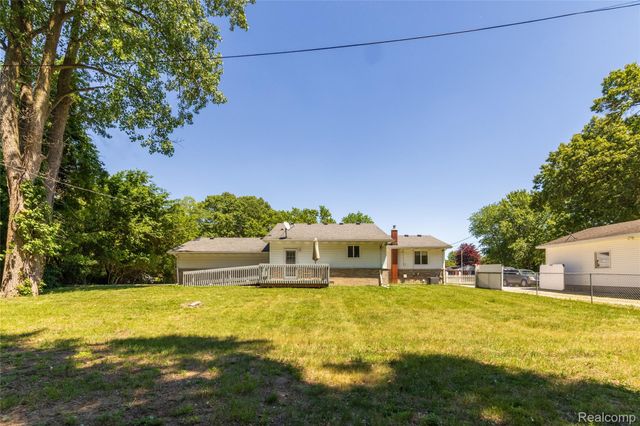 13390 Cogswell Street, Romulus, MI 48174