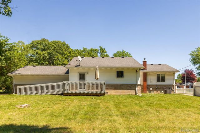 13390 Cogswell Street, Romulus, MI 48174