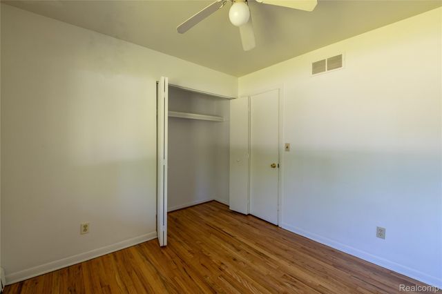 13390 Cogswell Street, Romulus, MI 48174