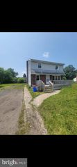 2 W PARK AVE #A, Penns Grove, NJ 08069