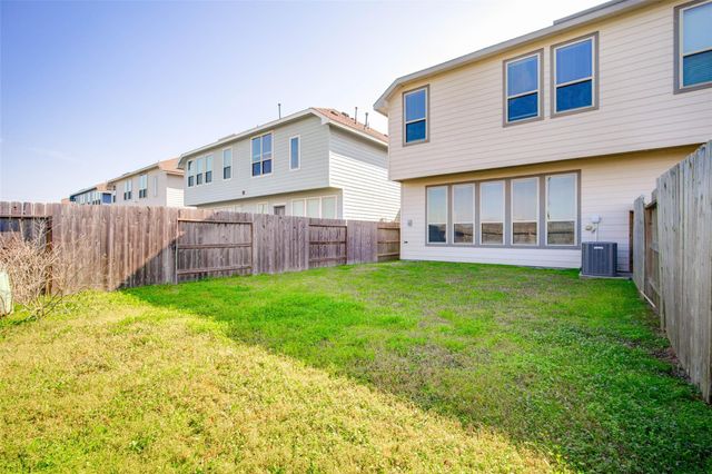 22746 Sutherland Bend Lane, Richmond, TX 77469