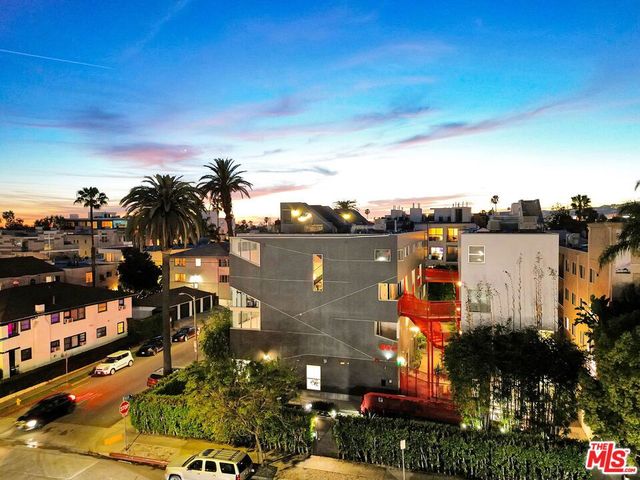 803 Wilcox Avenue 4, Los Angeles, CA 90038