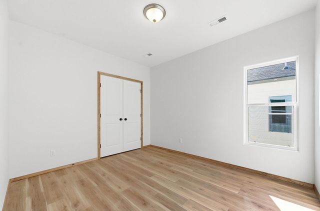 1723 N Main St, Rose Hill, KS 67133