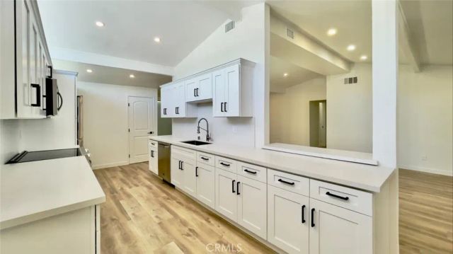 8742 Quakertown Avenue, Northridge, CA 91324