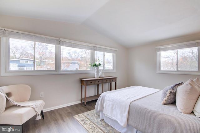 4103 IVANHOE LN, Alexandria, VA 22310