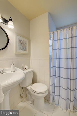 4103 IVANHOE LN, Alexandria, VA 22310