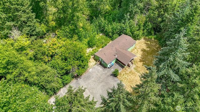 17807 43rd Avenue E, Tacoma, WA 98446