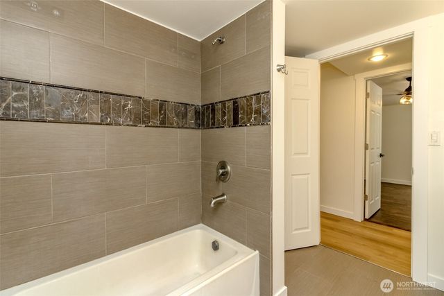 17807 43rd Avenue E, Tacoma, WA 98446