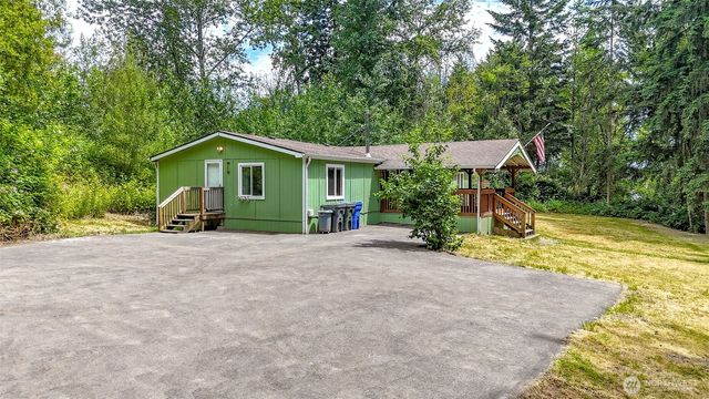 17807 43rd Avenue E, Tacoma, WA 98446
