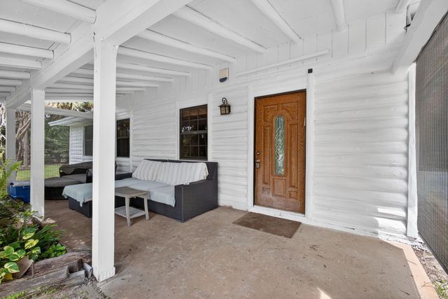 2340 B Road, Loxahatchee Groves, FL 33470