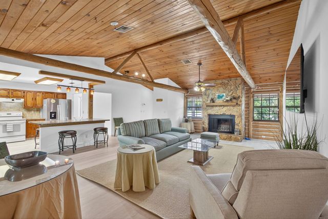 2340 B Road, Loxahatchee Groves, FL 33470