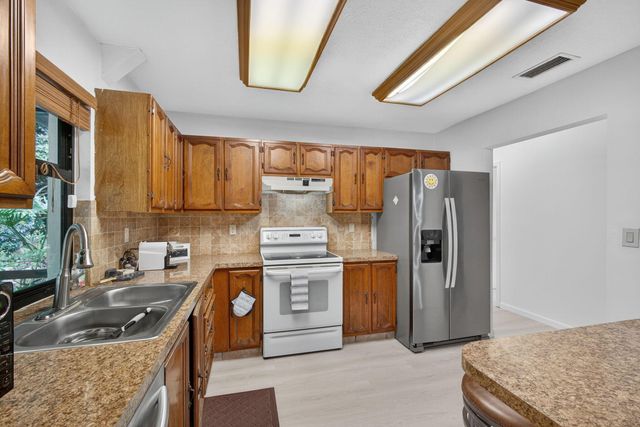 2340 B Road, Loxahatchee Groves, FL 33470