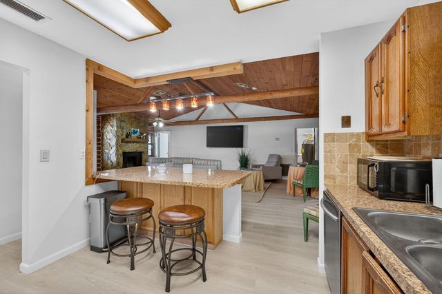 2340 B Road, Loxahatchee Groves, FL 33470