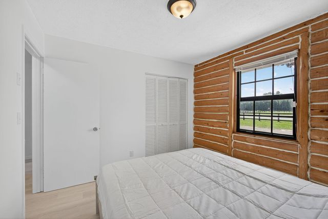 2340 B Road, Loxahatchee Groves, FL 33470