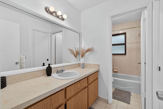 2340 B Road, Loxahatchee Groves, FL 33470