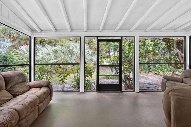 2340 B Road, Loxahatchee Groves, FL 33470